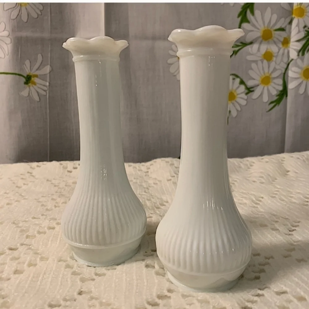 Vintage 2 Randall Glass Vases -White-EUC - Picture 1 of 13